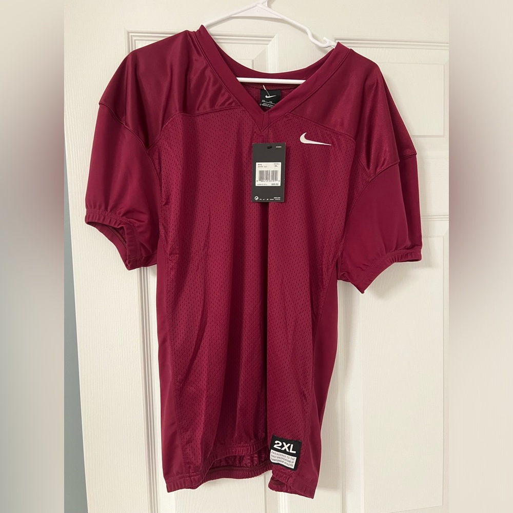 Men’s Nike ersey
